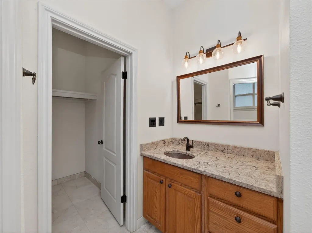 360 Sunset Ridge Liberty Hill TX 78642