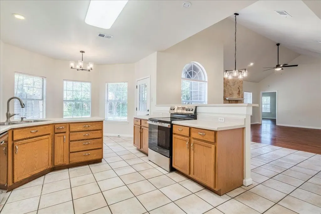 12508 Mixson Drive Austin TX 78732