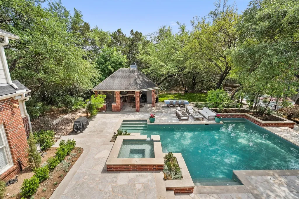 2601 Buckminster Court Austin TX 78746