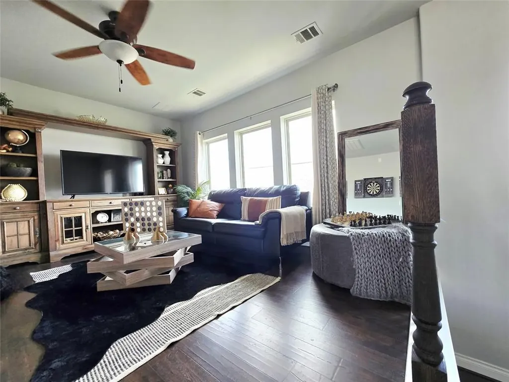 242 Freeman Loop Freeman Loop Liberty Hill TX 78642