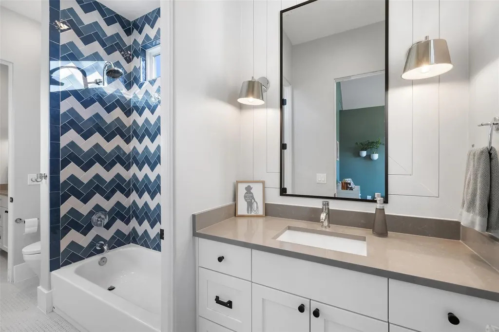 19409 Sean Avery Path Spicewood TX 78669