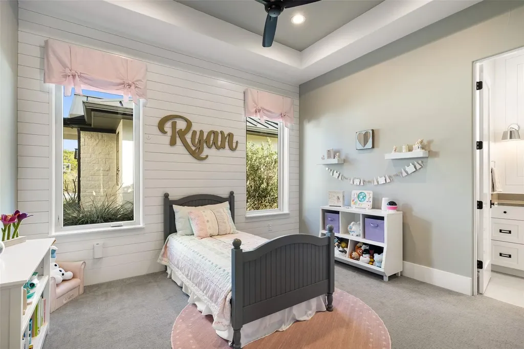 19409 Sean Avery Path Spicewood TX 78669
