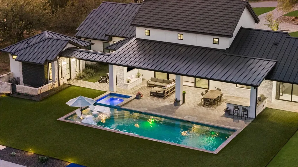 19409 Sean Avery Path Spicewood TX 78669