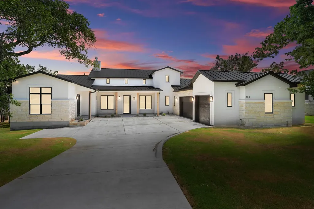 129 Bryce Lane Dripping Springs TX 78620