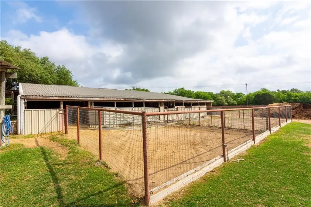 15000 Fitzhugh Road Austin TX 78736