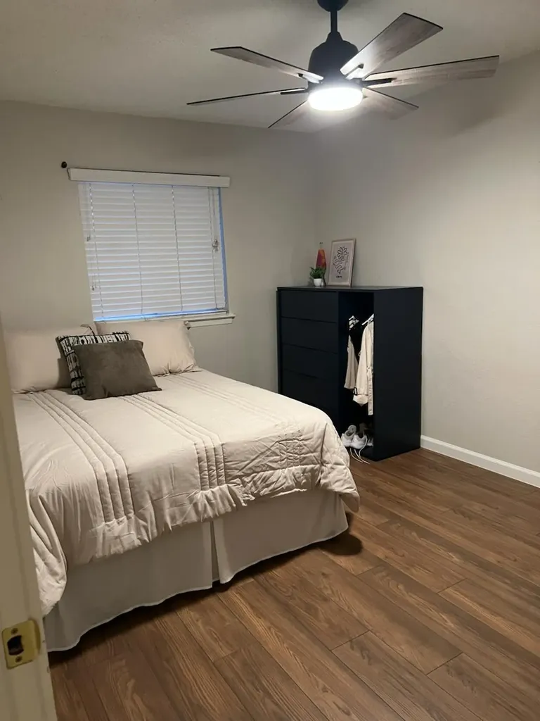 2401 Manor St Road Austin TX 78722