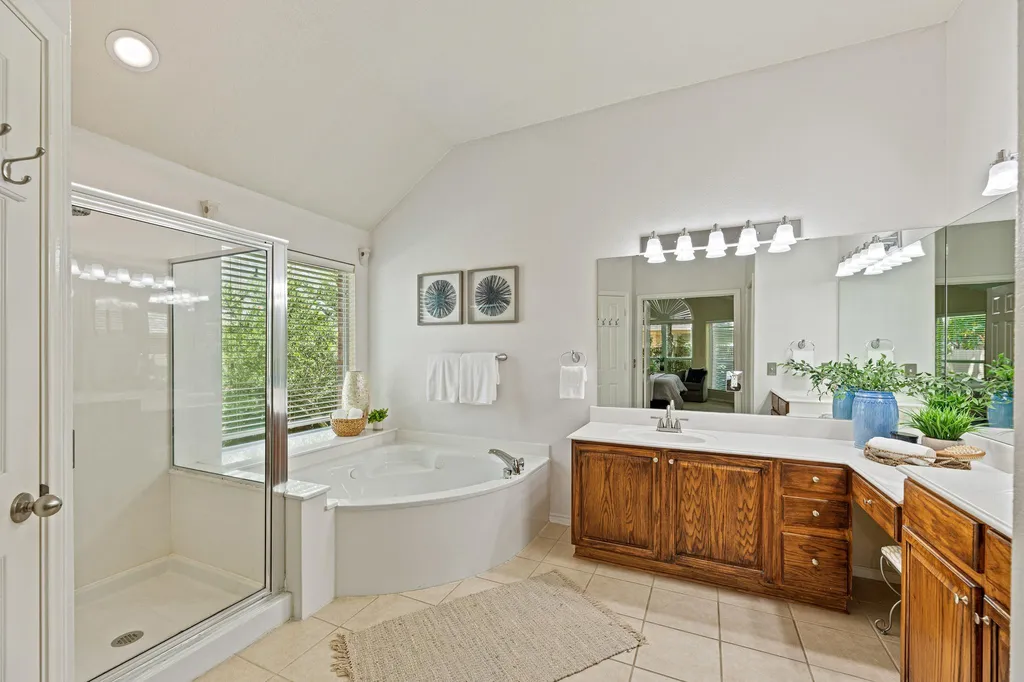 1870 Paradise Ridge Drive Round Rock TX 78665