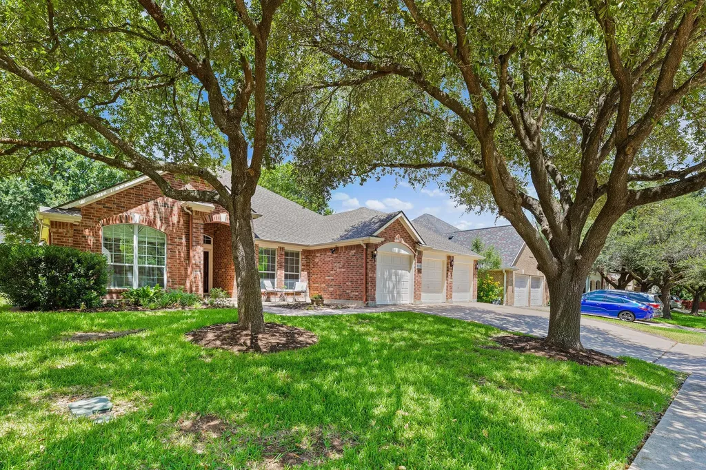 1870 Paradise Ridge Drive Round Rock TX 78665