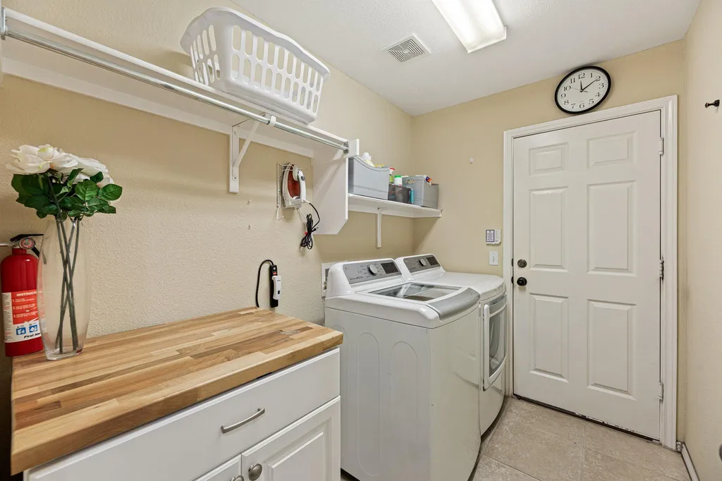 1870 Paradise Ridge Drive Round Rock TX 78665