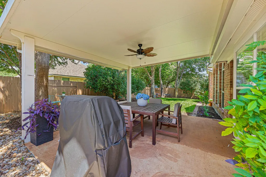 1870 Paradise Ridge Drive Round Rock TX 78665