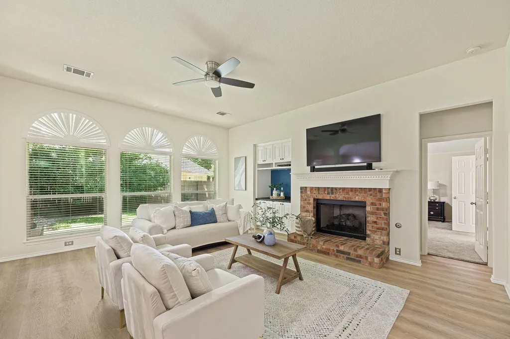 1870 Paradise Ridge Drive Round Rock TX 78665