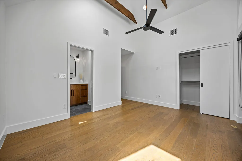 809 Mariposa Drive Austin TX 78704