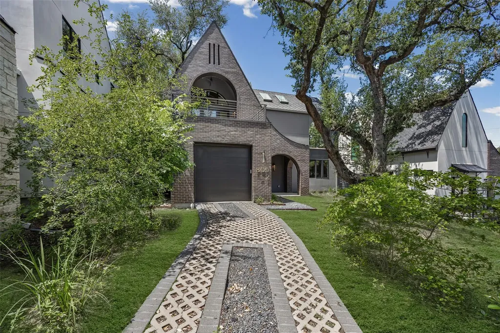 809 Mariposa Drive Austin TX 78704