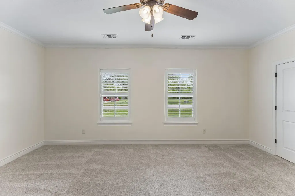 824 Sun Ray Horseshoe Bay TX 78657