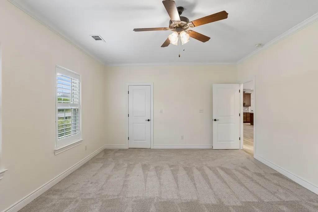 824 Sun Ray Horseshoe Bay TX 78657