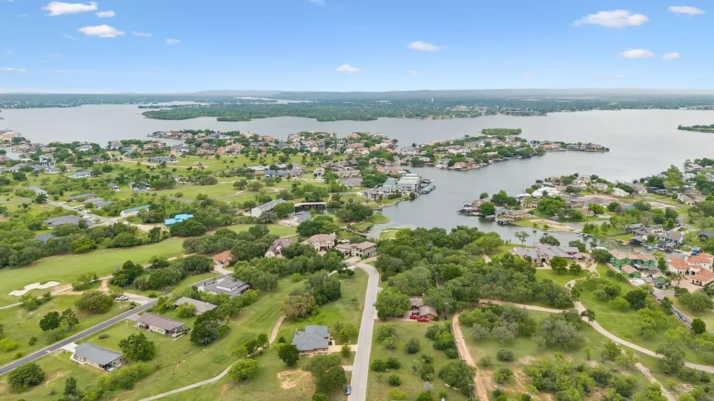 824 Sun Ray Horseshoe Bay TX 78657