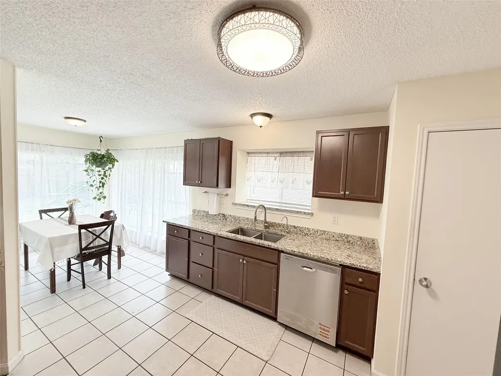 14206 Rosseau Street Austin TX 78725