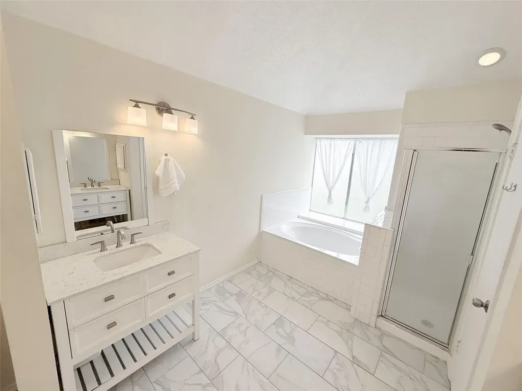 14206 Rosseau Street Austin TX 78725