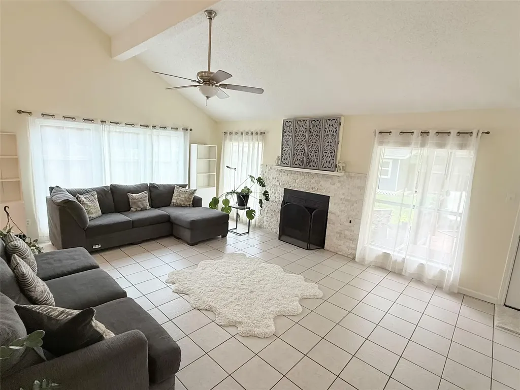 14206 Rosseau Street Austin TX 78725