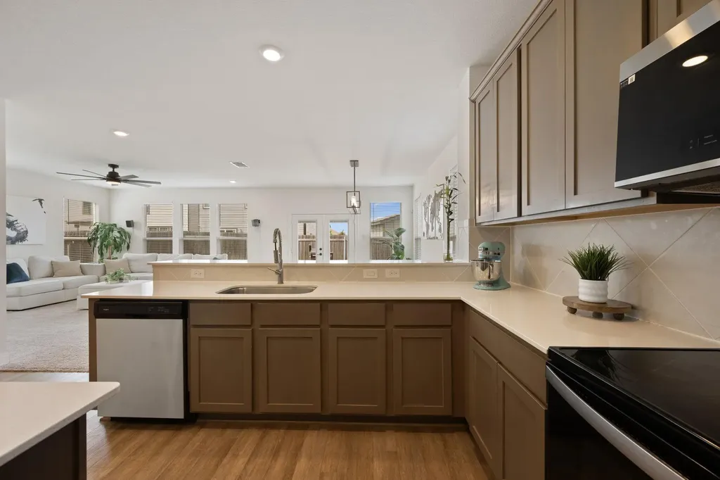 13612 Martha Washington Place Manor TX 78653