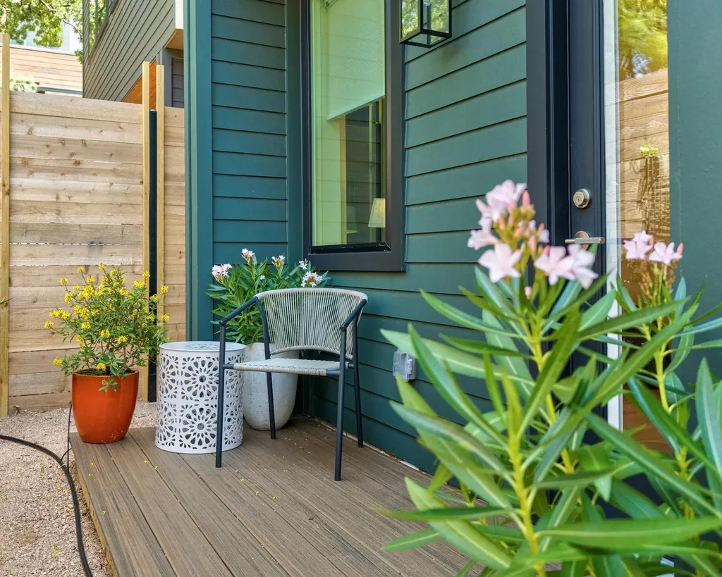 1007 E 15th Street Austin TX 78702