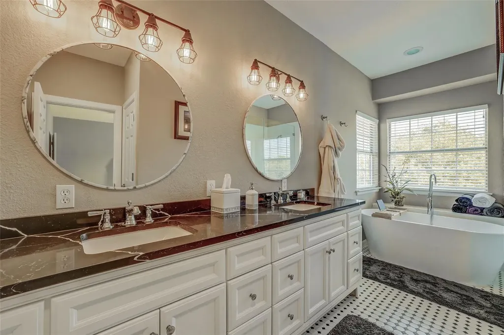 16909 Westview Trail Austin TX 78737