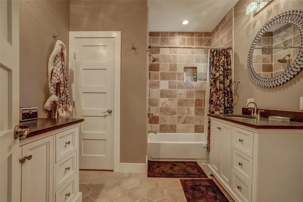 16909 Westview Trail Austin TX 78737