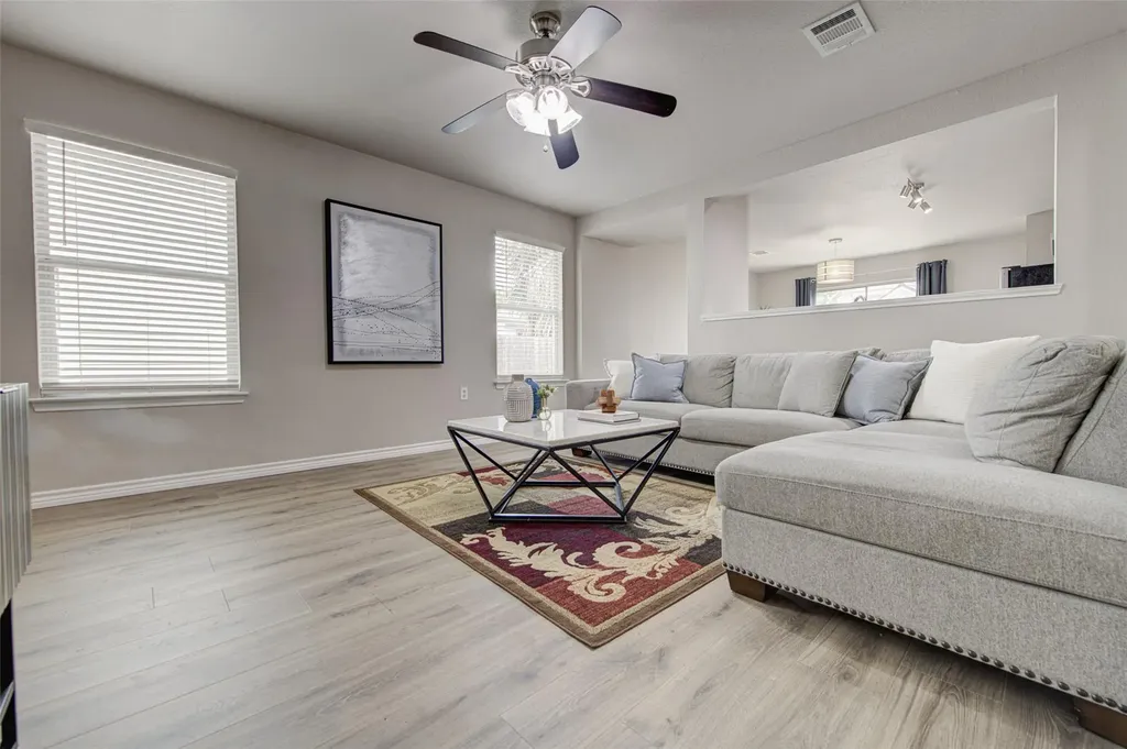 6709 Doyal Drive Austin TX 78747