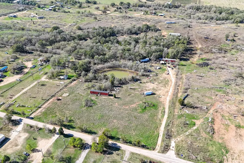 166 Norwood Lane Elgin TX 78621