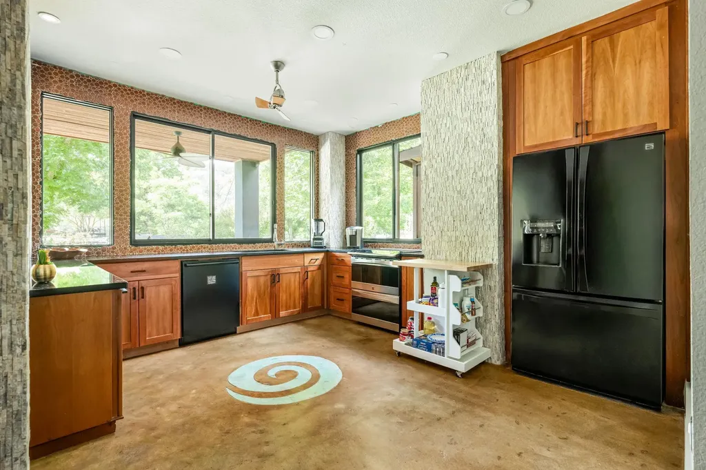 12417 River Bend Austin TX 78732