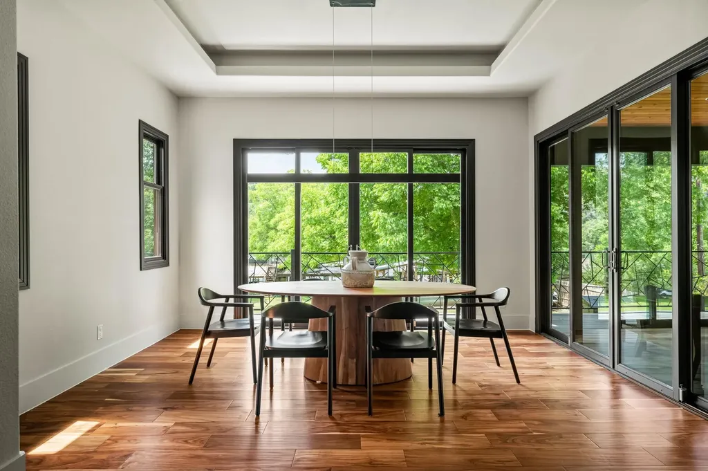 12417 River Bend Austin TX 78732