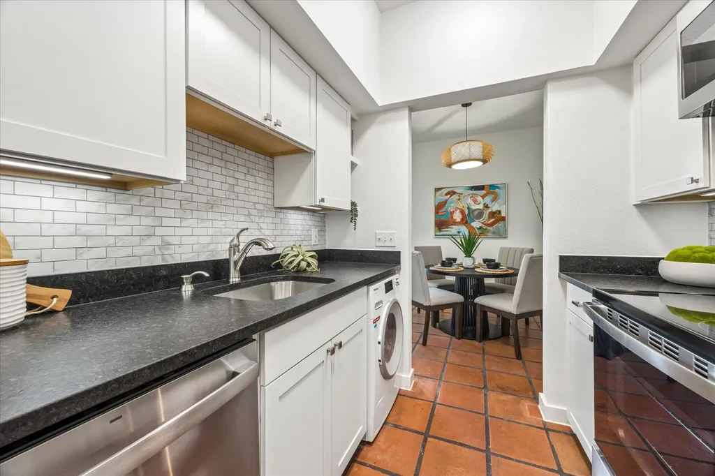 3903 Seiders Avenue Austin TX 78756