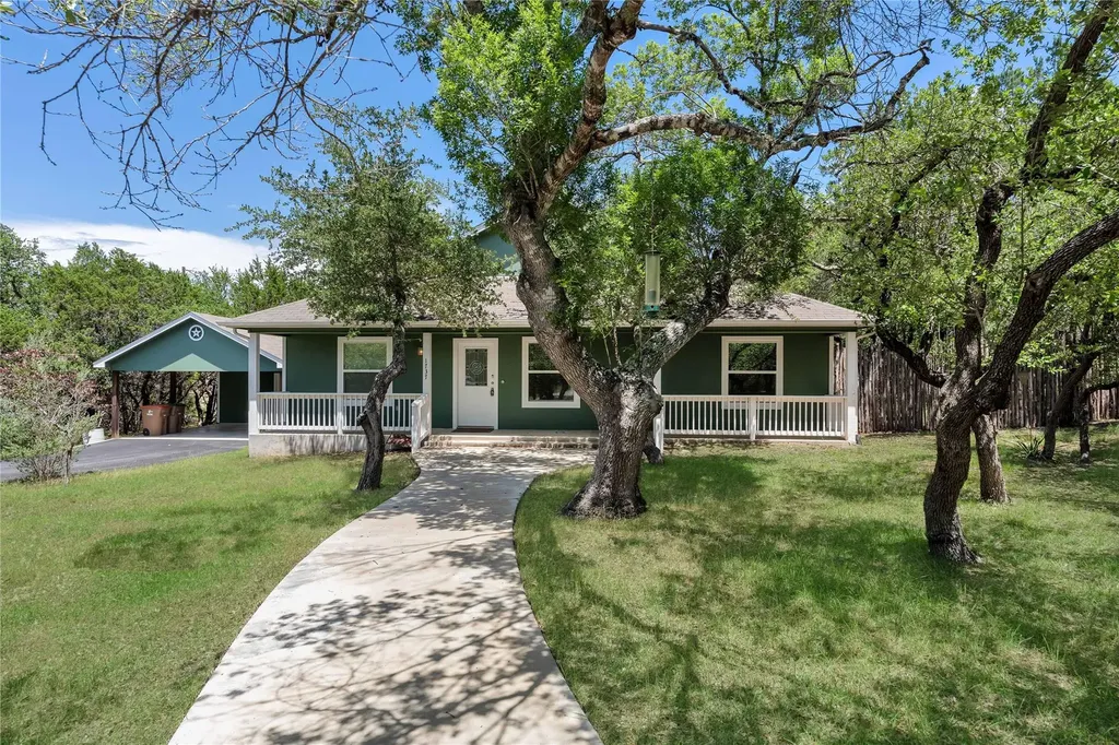 1737 Scenic View Drive Canyon Lake TX 78133