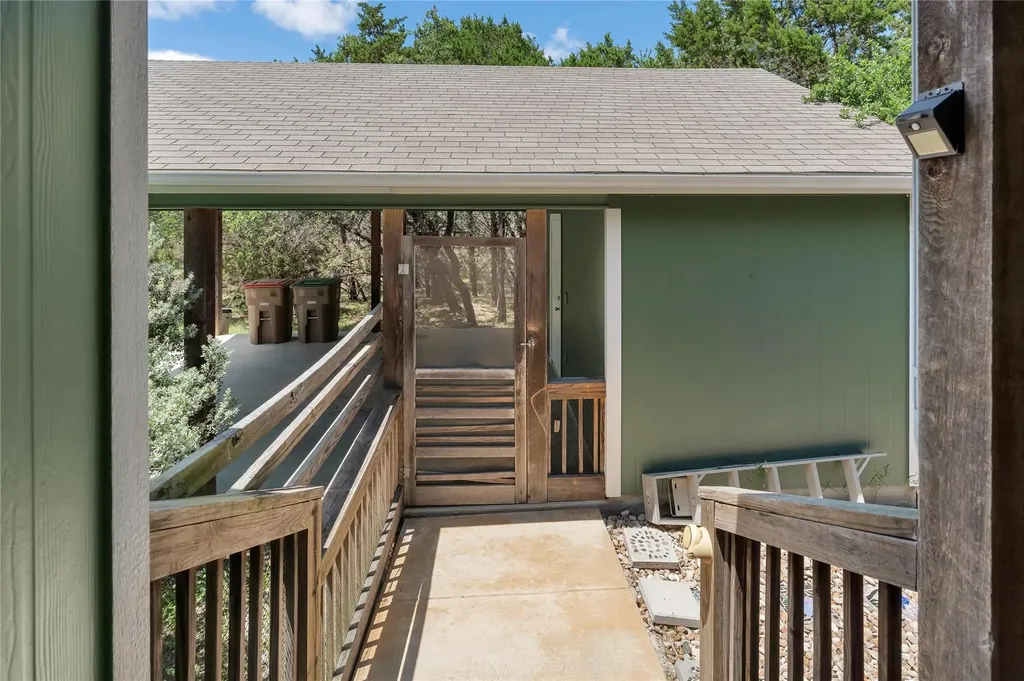 1737 Scenic View Drive Canyon Lake TX 78133