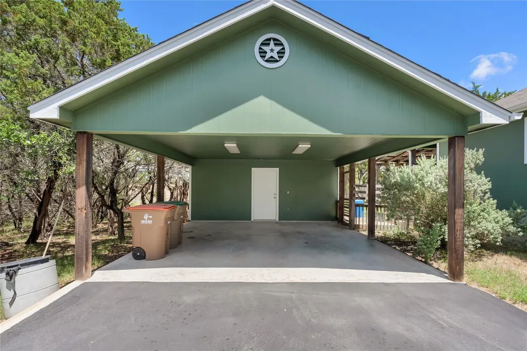 1737 Scenic View Drive Canyon Lake TX 78133