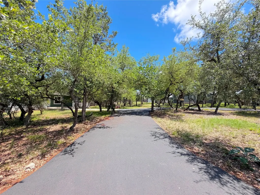 1737 Scenic View Drive Canyon Lake TX 78133