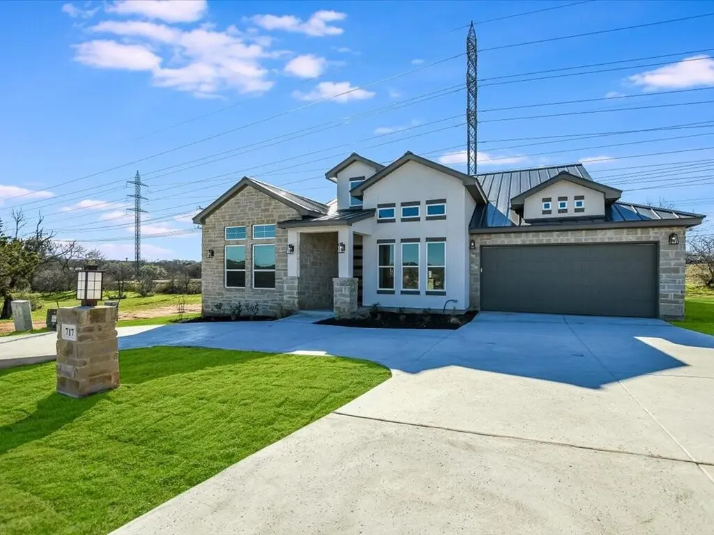 718 Indian Paint Boulevard Horseshoe Bay TX 78657