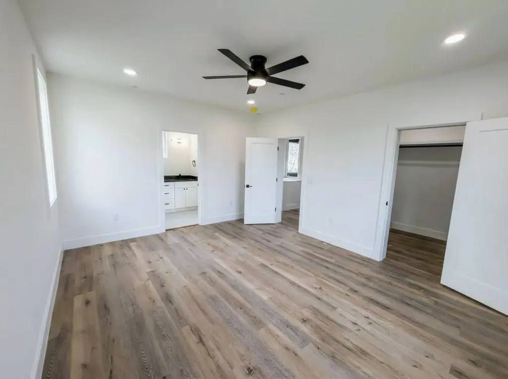 2818 E 22nd Street Austin TX 78722