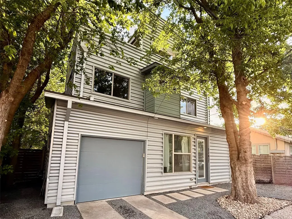 2202 Willow Street Austin TX 78702