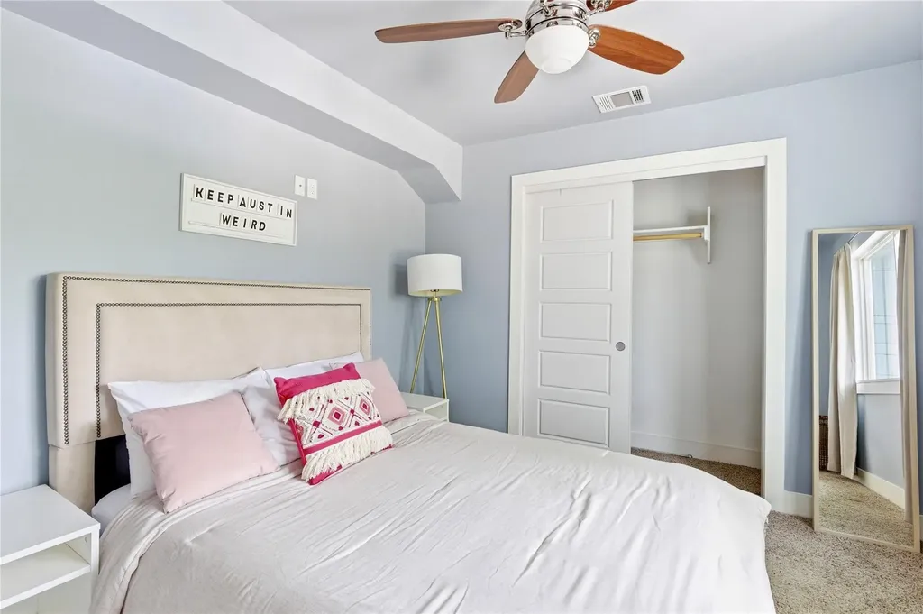 2202 Willow Street Austin TX 78702