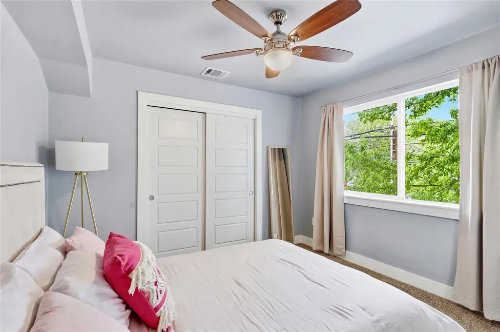 2202 Willow Street Austin TX 78702