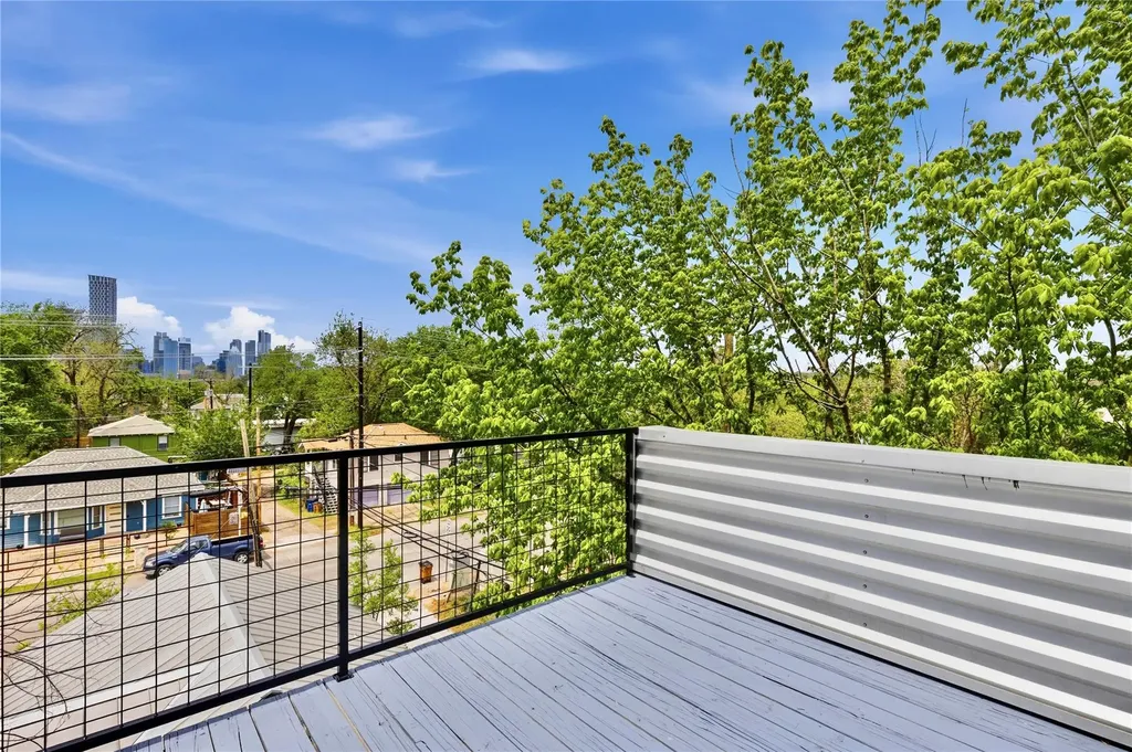 2202 Willow Street Austin TX 78702