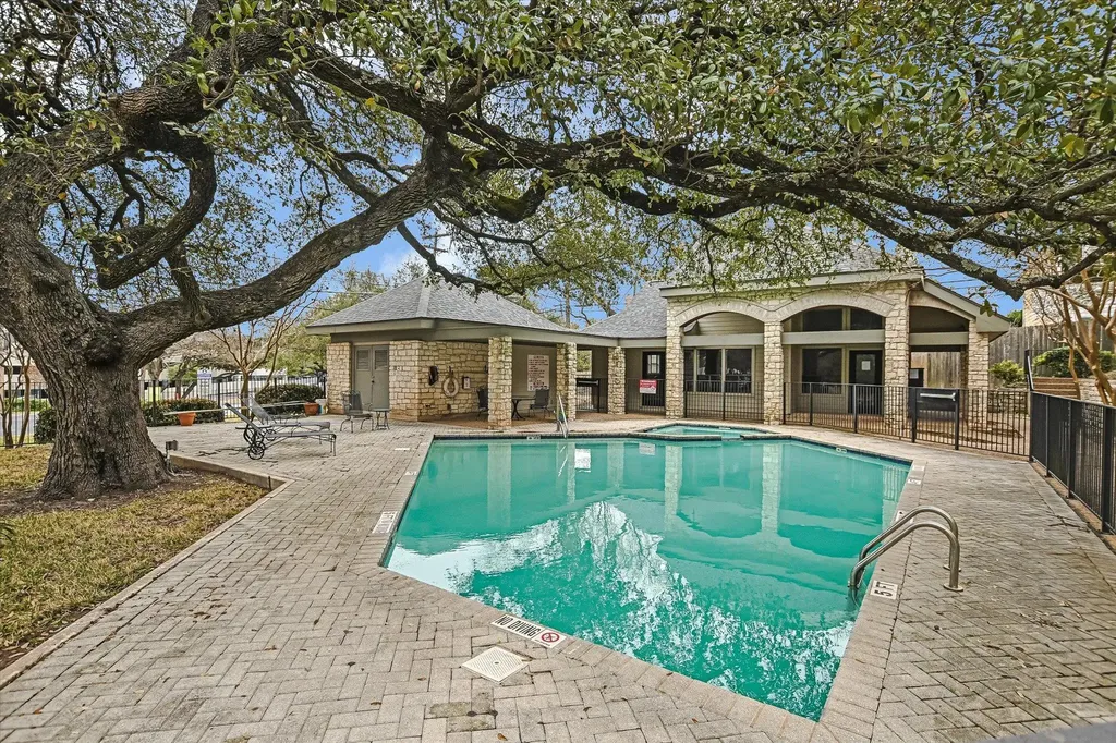 9226 Jollyville Road Austin TX 78759