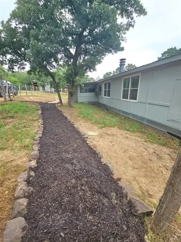 114 Fealy Road Red Rock TX 78662