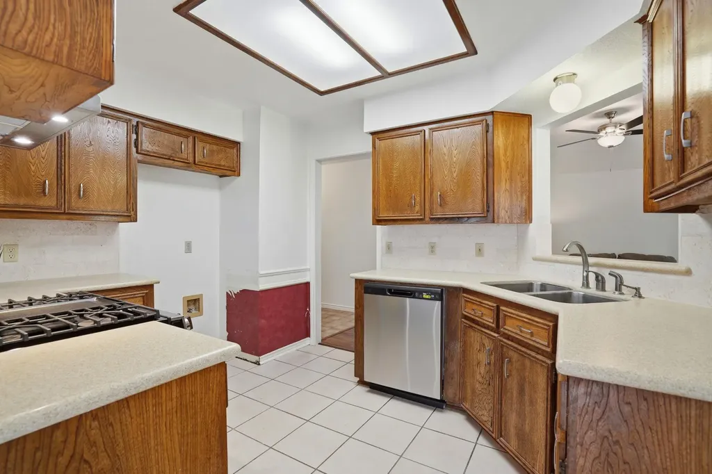 306 Woodstone Drive Georgetown TX 78628