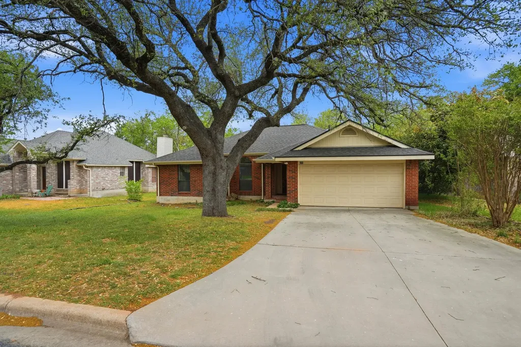 306 Woodstone Drive Georgetown TX 78628