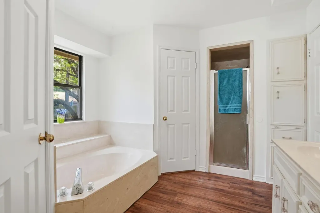 306 Woodstone Drive Georgetown TX 78628
