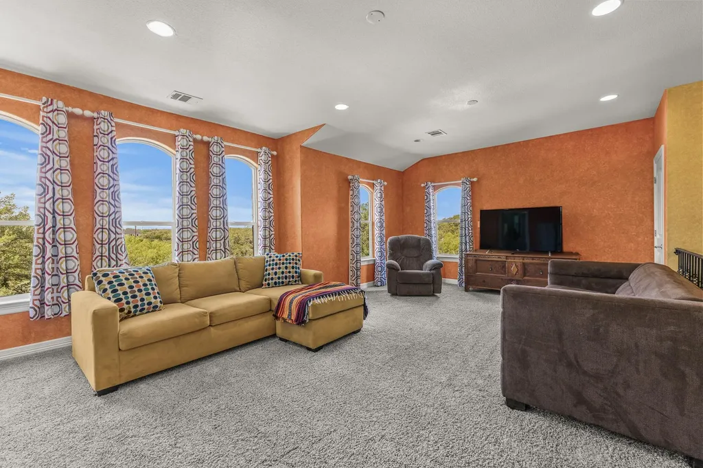 23802 Oscar Road Spicewood TX 78669