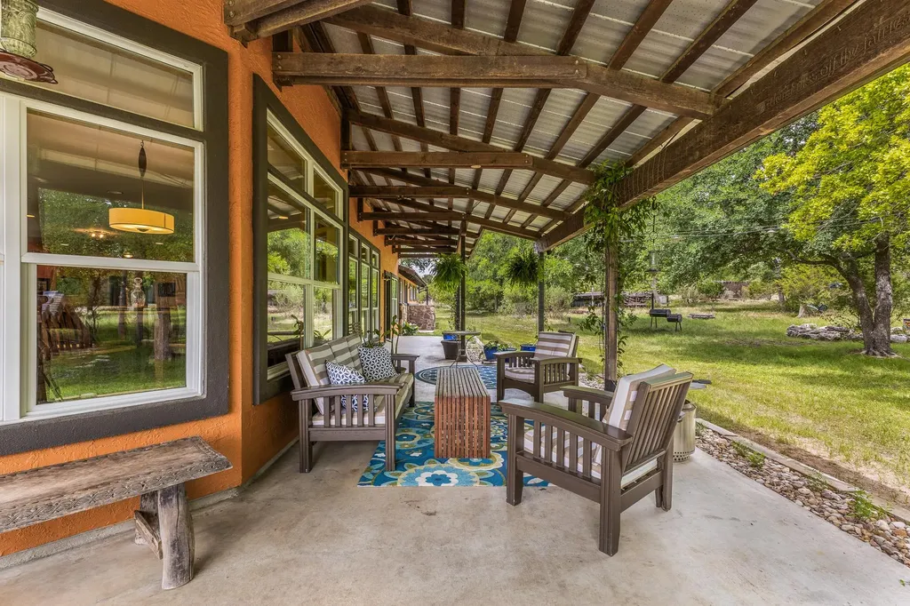23802 Oscar Road Spicewood TX 78669