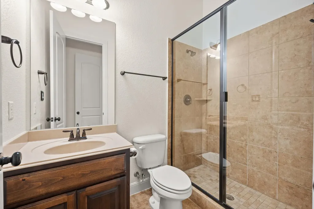 1301 Lions Lair Leander TX 78641